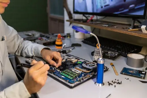 Jasa service laptop beji